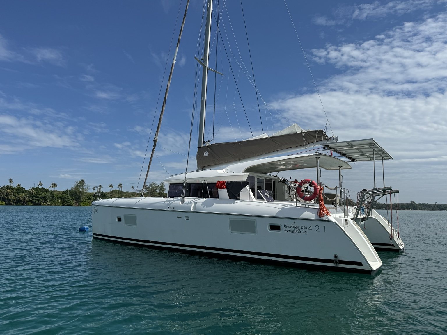 Cockpit seating on a catamaran
